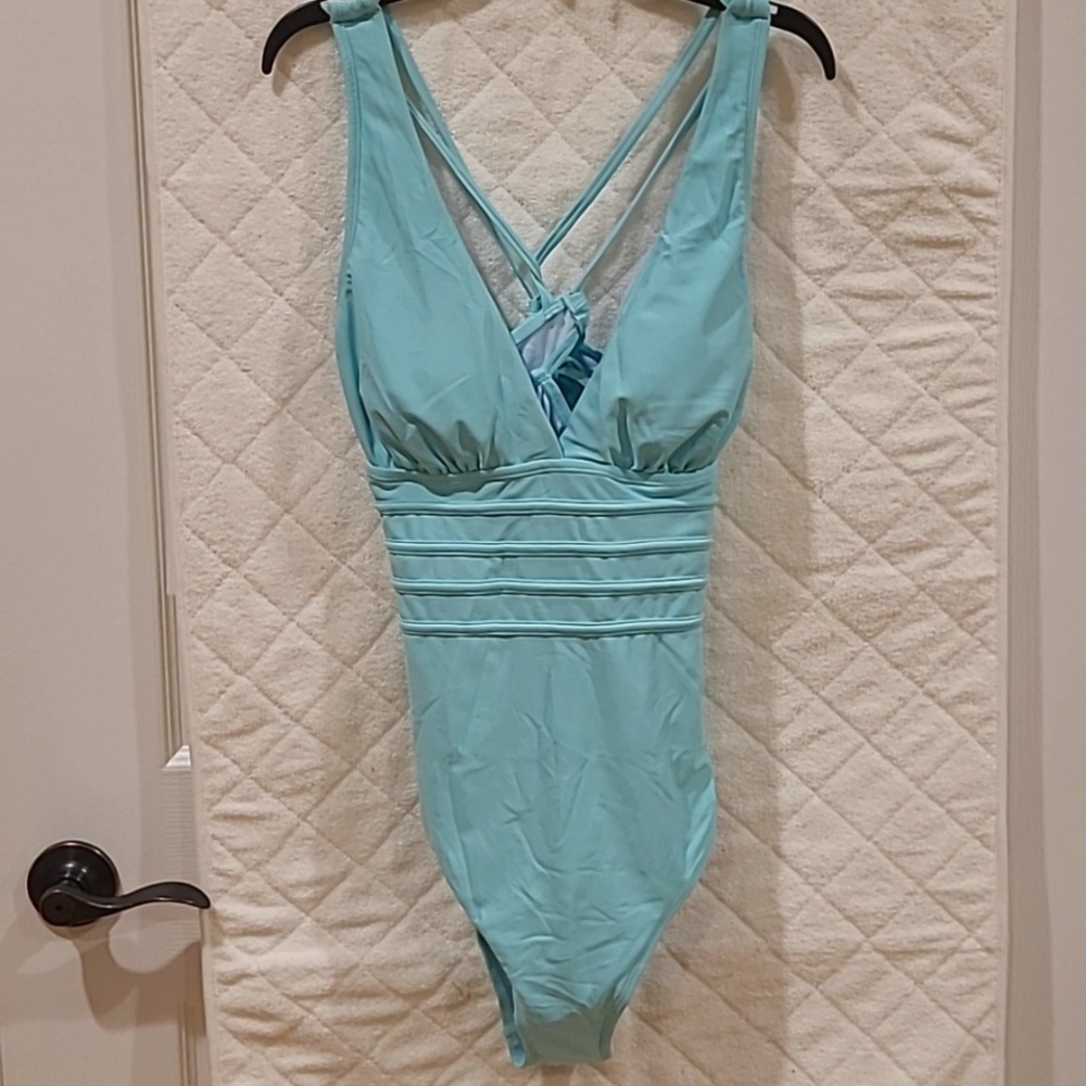 NWT Bathing suit